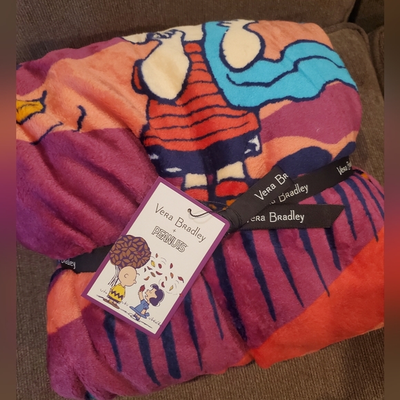 Vera Bradley Other - SOLD OUT Vera Bradley Peanuts Gang Fall Throw Blanket-NWT